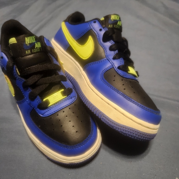 Nike Other - Nike Kids Sneakers - Blue, Black, and Neon Yellow
